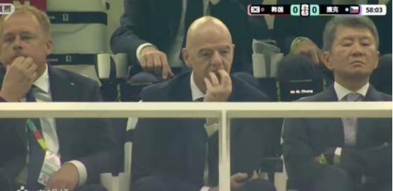 时差离谱 +，国足缺席全网唱衰 2026 世界杯收视，FIFA 狮子大开口报 3