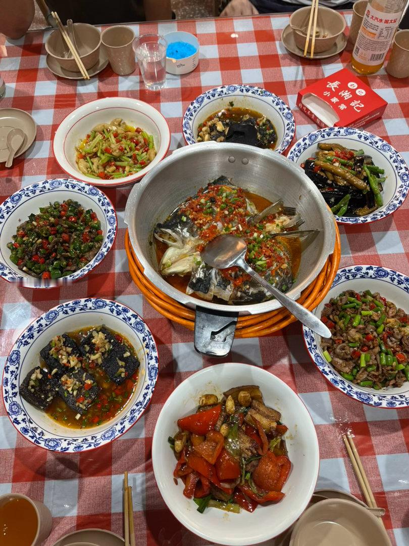 今天吃湖南菜～ 