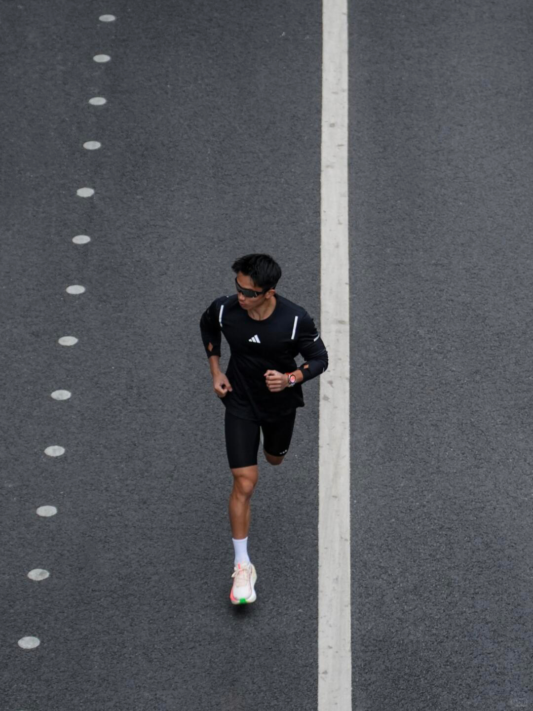 跑者们集合！华为WATCH GT Runner 2正式登场，职业跑者的训练黑科技