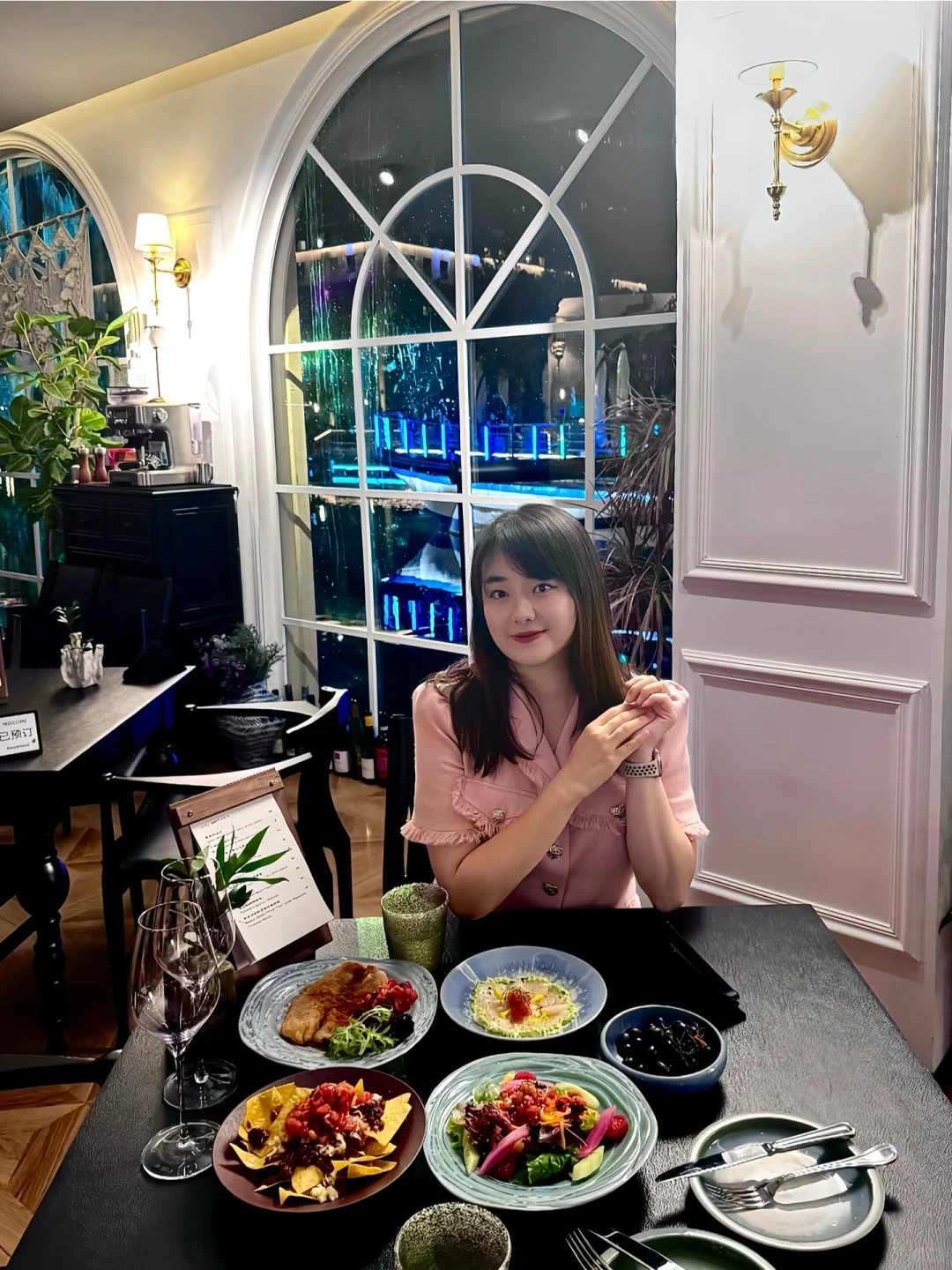 亮马河赏夜景吃西餐，京式浪漫已达nextlevel