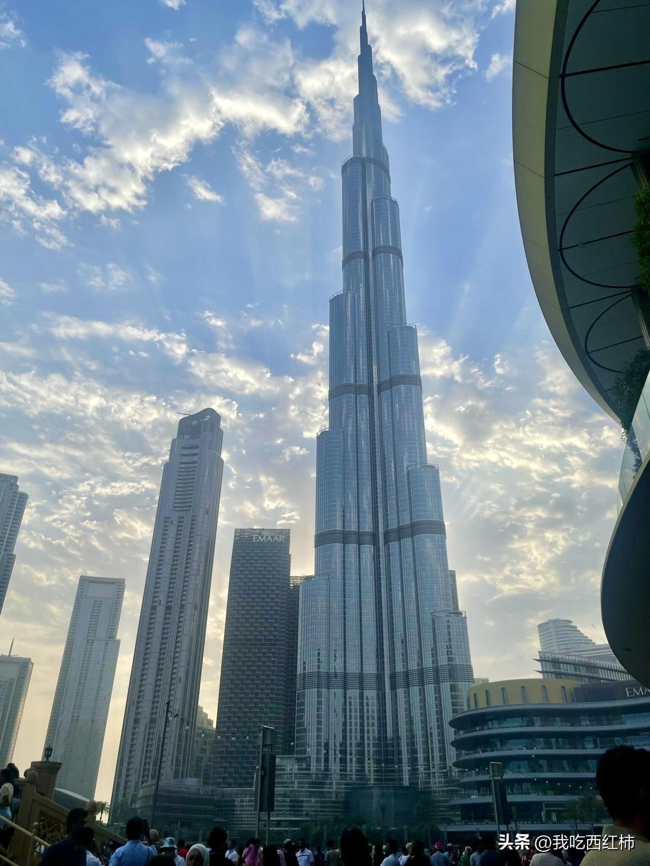 真不敢想象迪拜居然也不安全了。
以前还以为迪拜是中东的避风港，昨晚看到新闻真是很