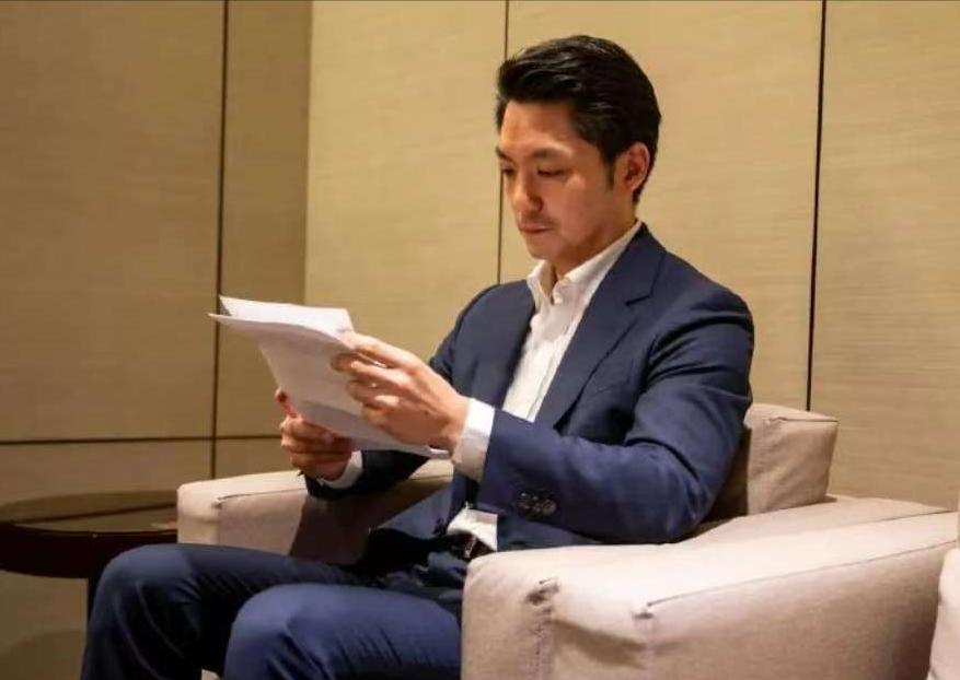 国民党主席选举，为什么没有人拜访蒋万安呢？

最近国民党主席选举的消息频频登上热