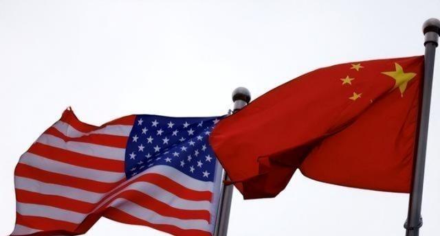 美国在赌，中国也在赌，美国赌中国不敢武力收复台湾，不敢打日本，而中国则在赌美国不