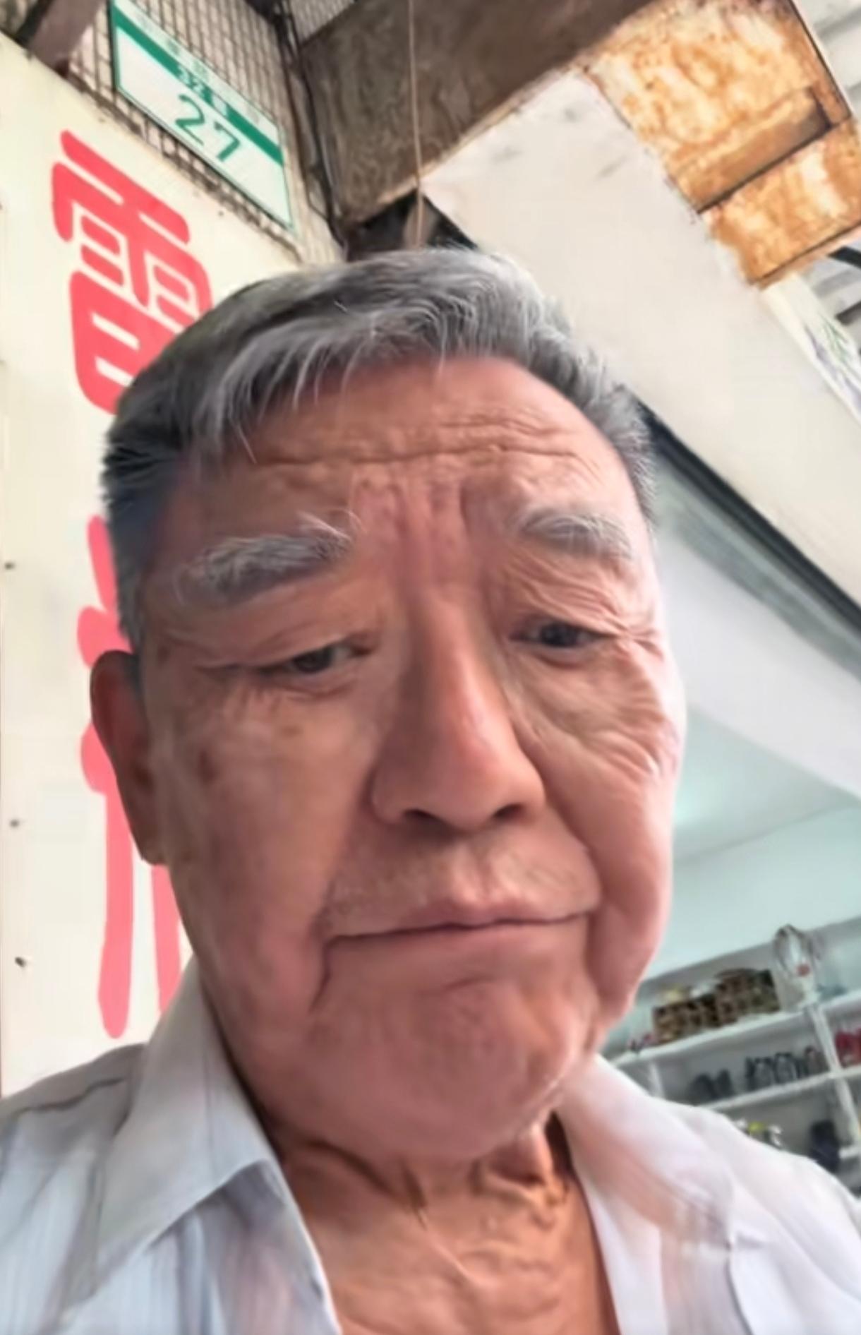 我发现演员李立群拉拢人心的做法（请整个剧组100多人吃饭）跟我的老板拉拢员工人心