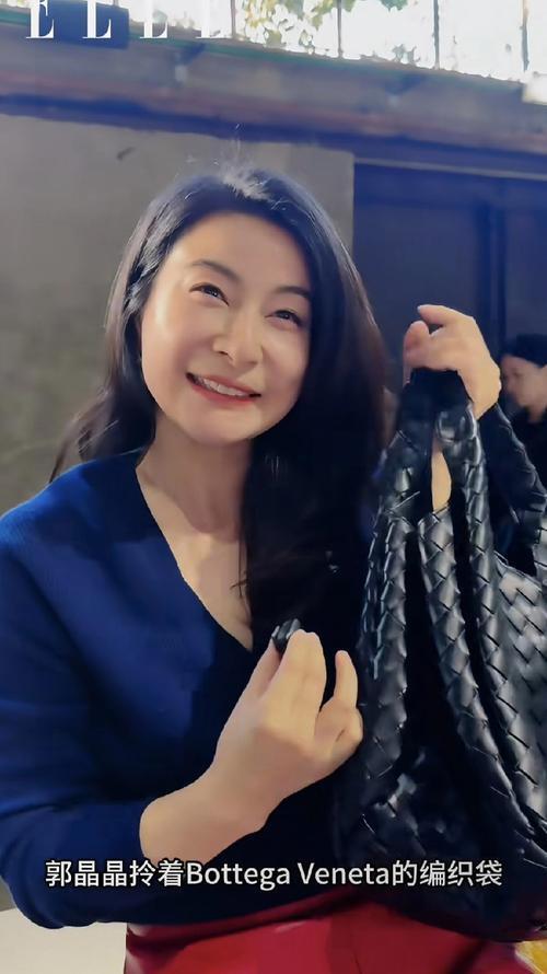 郭晶晶的贵气从来不是珠宝堆出来的，是22年跳水生涯磨出的冠军底气，是不依附豪门、