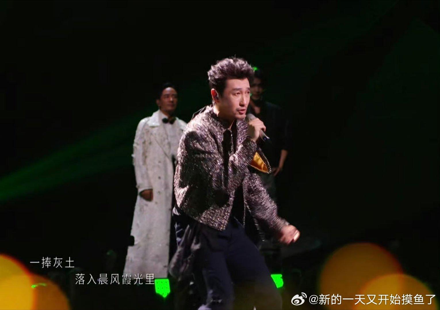 满江 叔圈天菜这风格真的很帅很天菜 