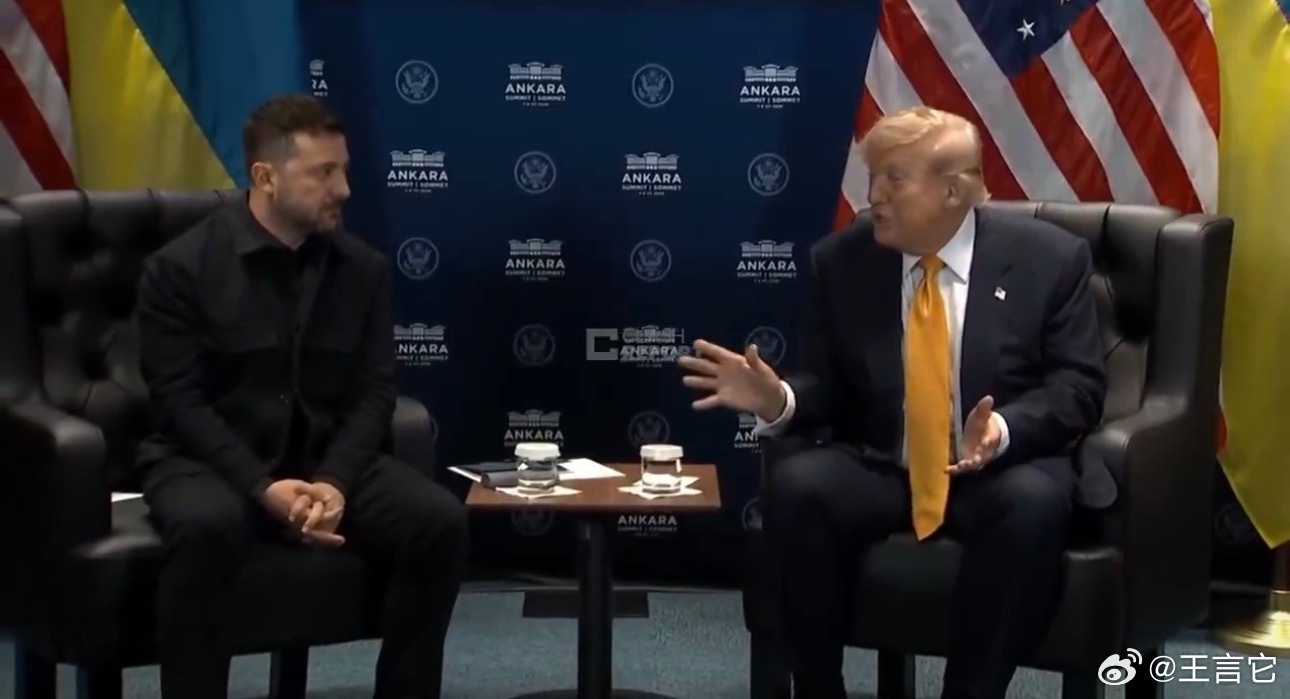 🇺🇸🇺🇦 特朗普谈泽连斯基：       “我认为他会建设一个伟大的国家
