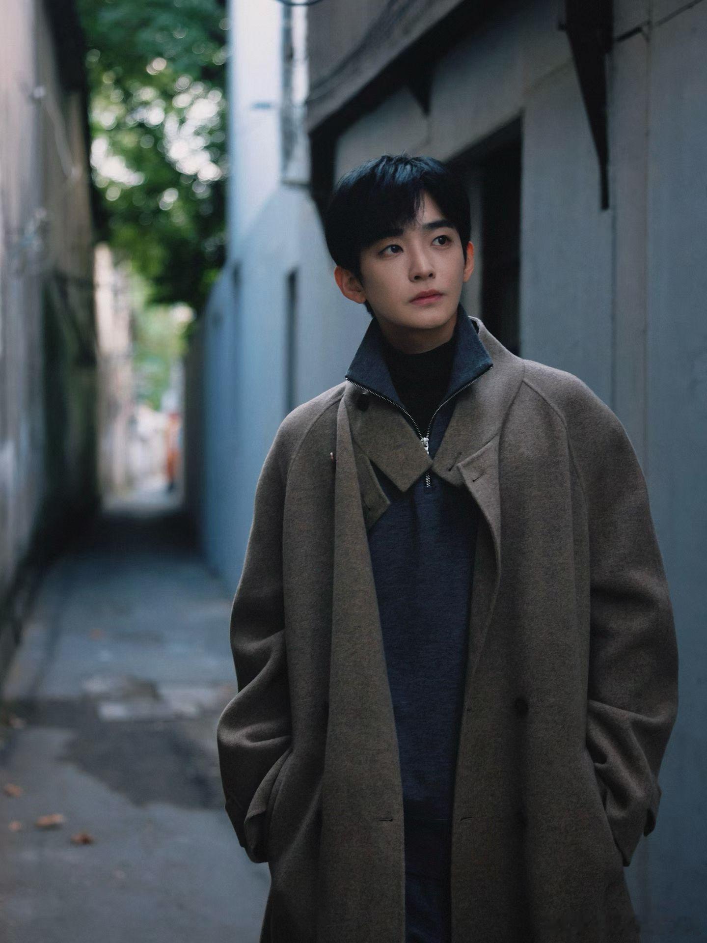 丁嘉文 ✦1207生日快乐愿你前路无虞，星途坦荡每一步都踩在热爱上. 