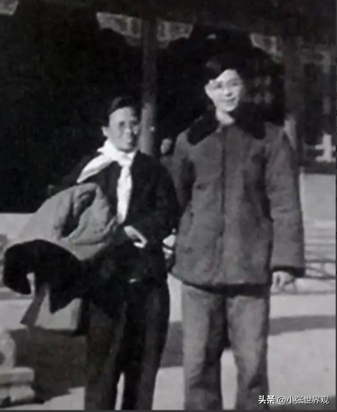 1941年，谢育才夫妇被捕，在狱中生下一个儿子。为逃出去，夫妻二人将儿子遗弃，越