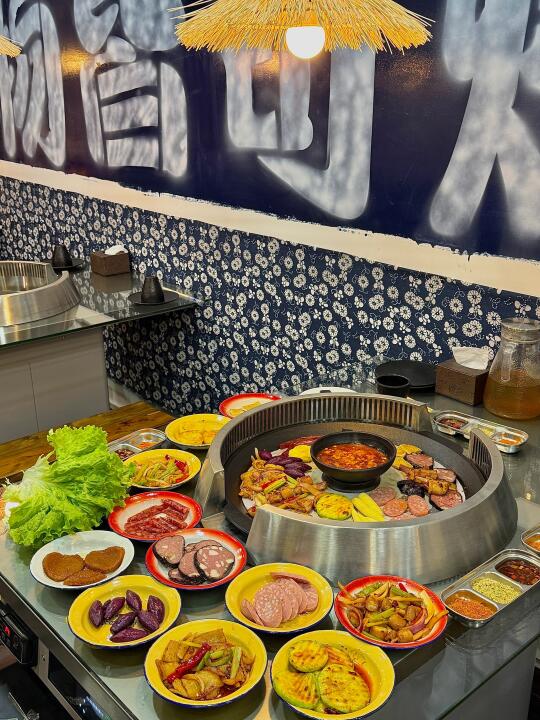 呼和浩特探店 | 呼市终于也有贵州烙锅了😭