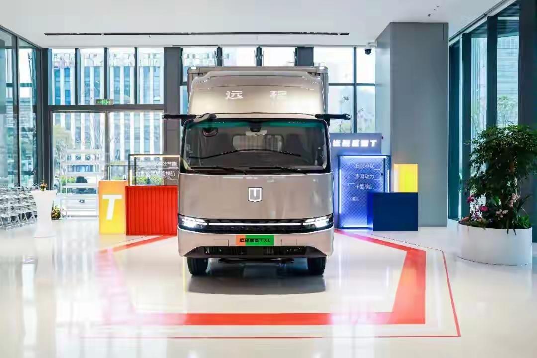 甲醇汽车的“破窗时刻”🔥政策+市场双爆发
 
三部委联合定调、政府工作报告首提