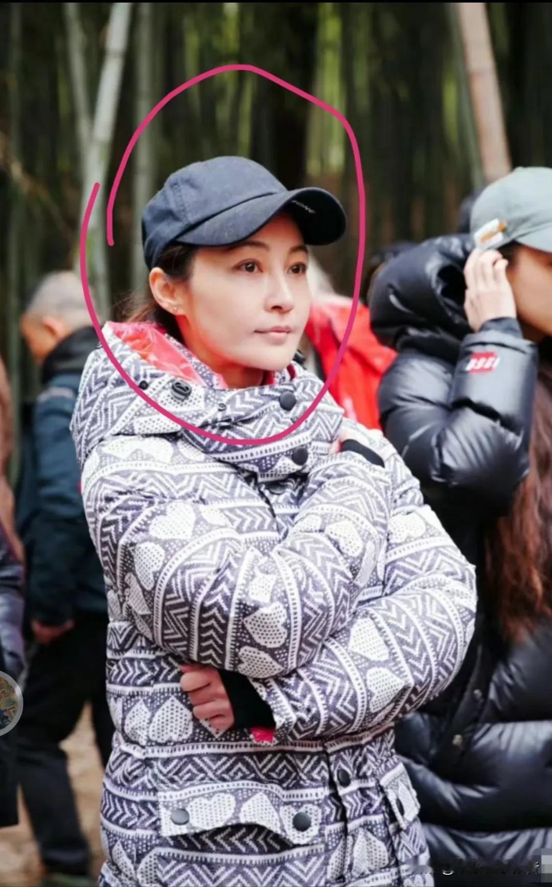 发一篇文章，一个小时的展现量才16个，一个阅读都没有，是不是很过分？