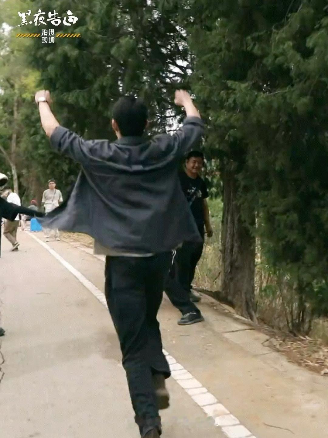 中午没吃饭，我补补 