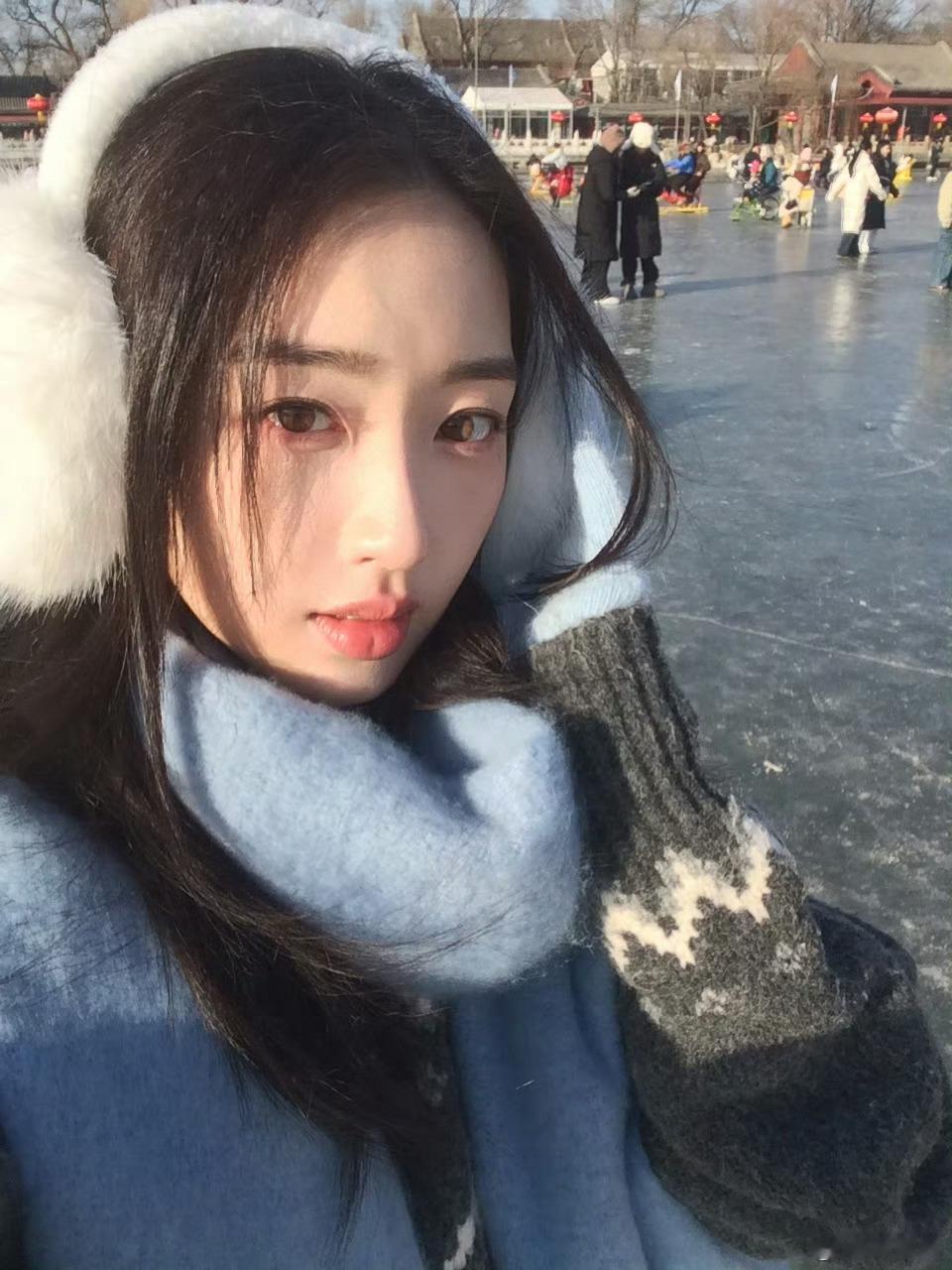 恩熙的琥珀瞳是真好看 太美了 