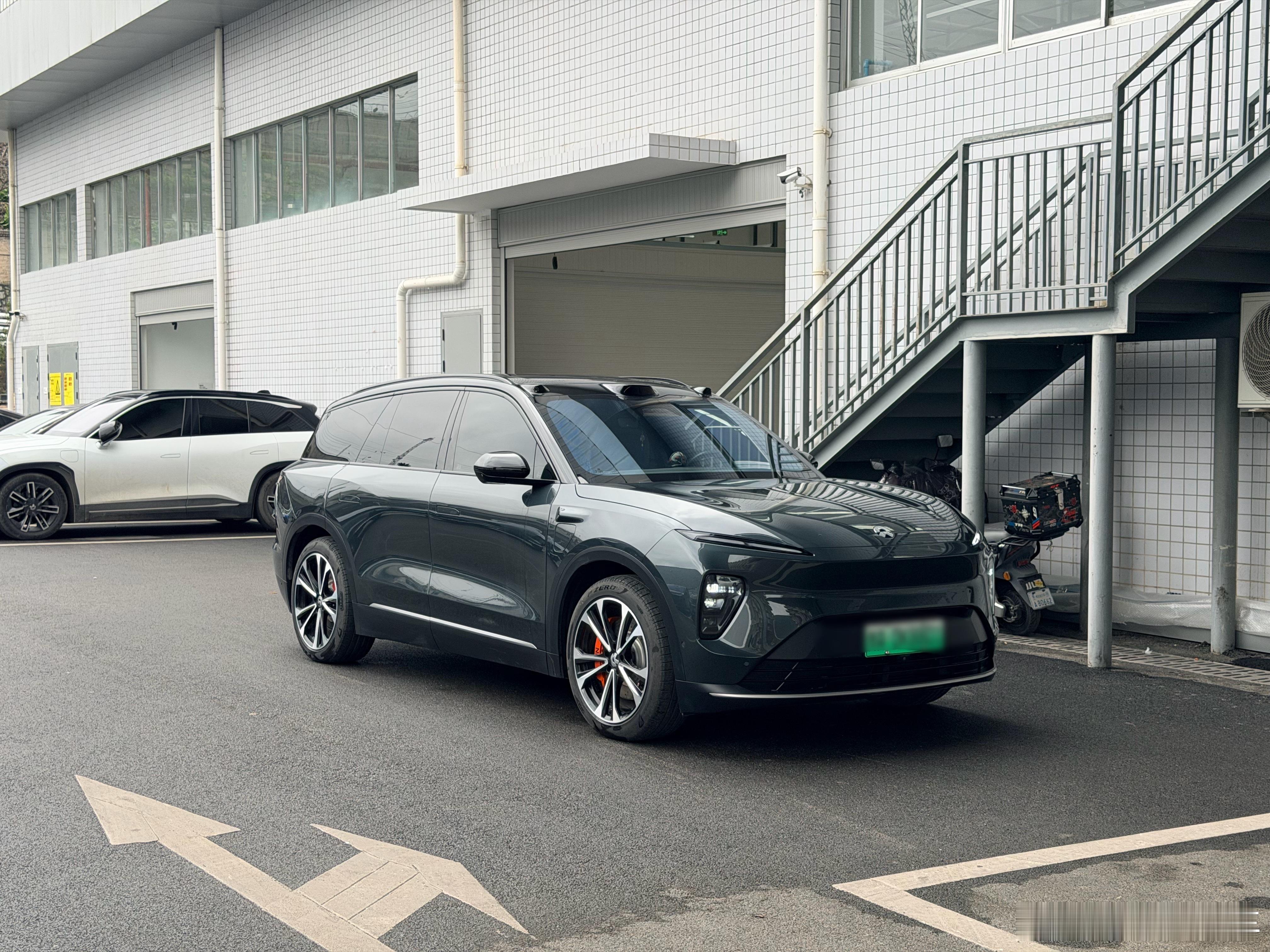 蔚来李斌最新内部讲话2025年实现季度盈利2026年蔚来朝着“年度盈利”的目标进