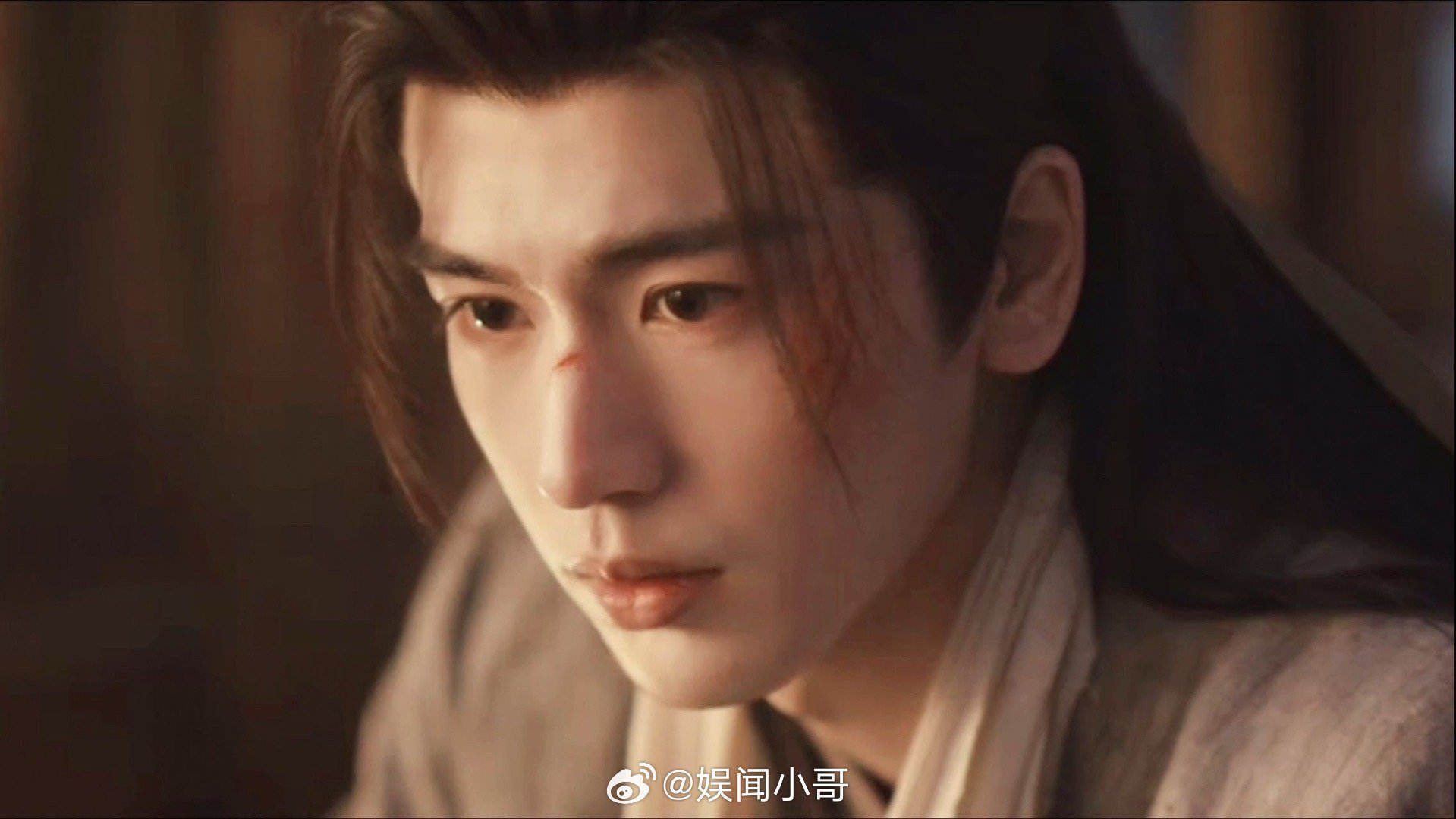 张凌赫逐玉战损我逐帧细品 看了《逐玉》前五集预告，谢征这角色太让人惦记。落难武安