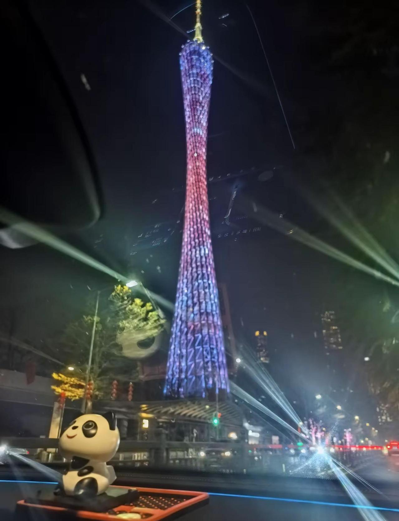 那年，今年，每一年，我们还是我们，不忘初心方得始终。