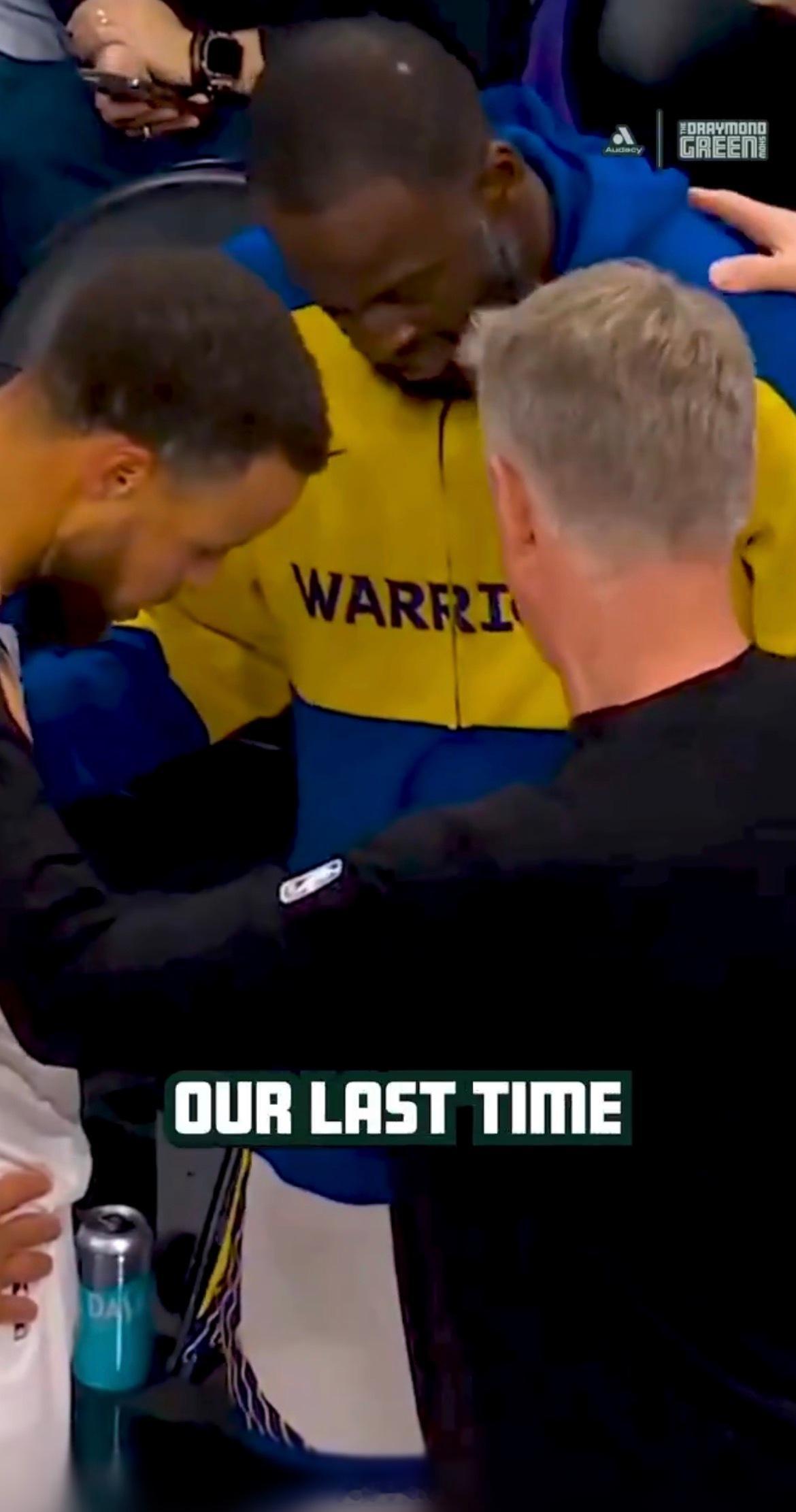 格林在其最新播客中说，感觉科尔新赛季不会再担任勇士主帅，他希望对方继续做教练，也