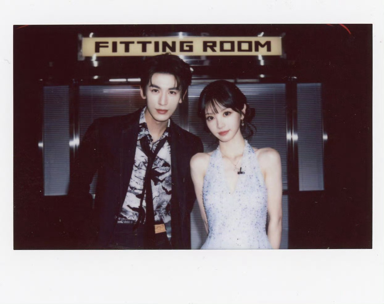 张凌赫田曦薇hi6拍立得张凌赫田曦薇hi6拍立得来啦两张伟大的脸田作之赫就这样般