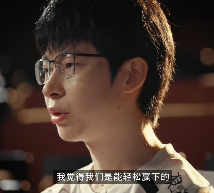 这版本下路对线挺关键的  Hope觉得能轻松赢下iG 可能性不大啊？Hope觉得
