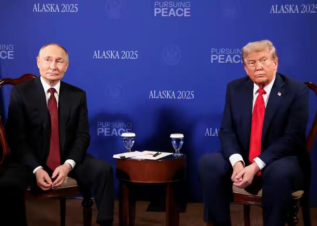 美国、以色列和伊朗之间的战争，俄罗斯最不应该缺席。自身陷入俄乌冲突的根源就是美国