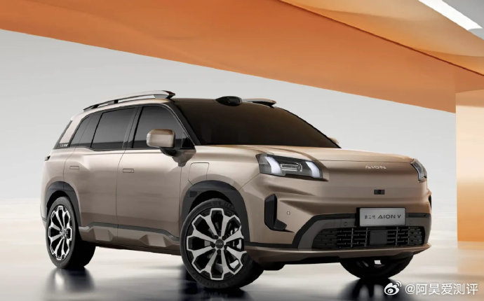 【第二代广汽Aion V】正儿八经大换代外观和内饰都换了一套设计语言，他们管这种