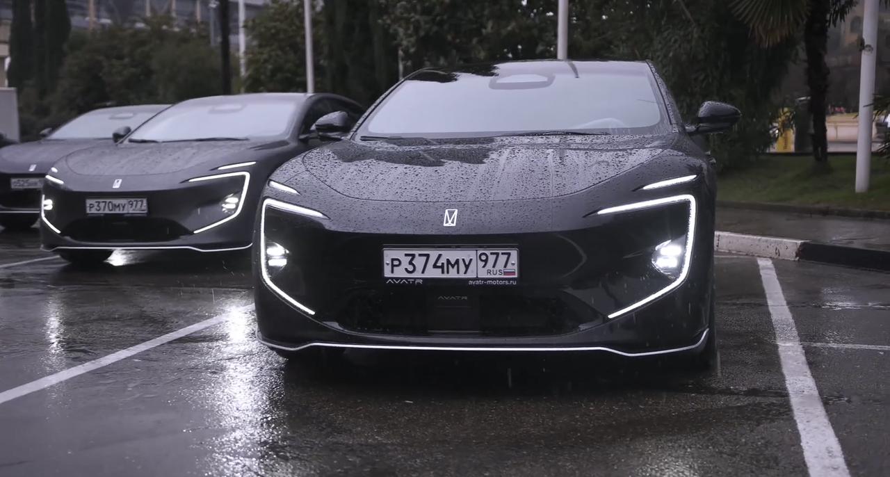 新款阿维塔12即将在3月20日开启预售，作为品牌的旗舰轿车，此次改款可谓诚意满满