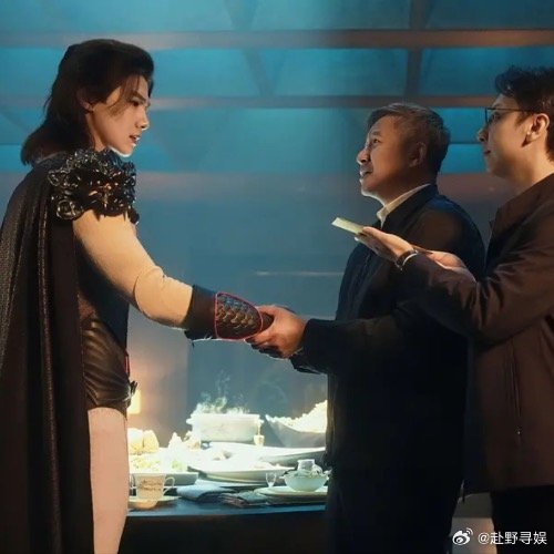 特立独行喜剧版人民的名义很多对话细品都有深意，用搞笑方式道尽职场生存小哲学。 