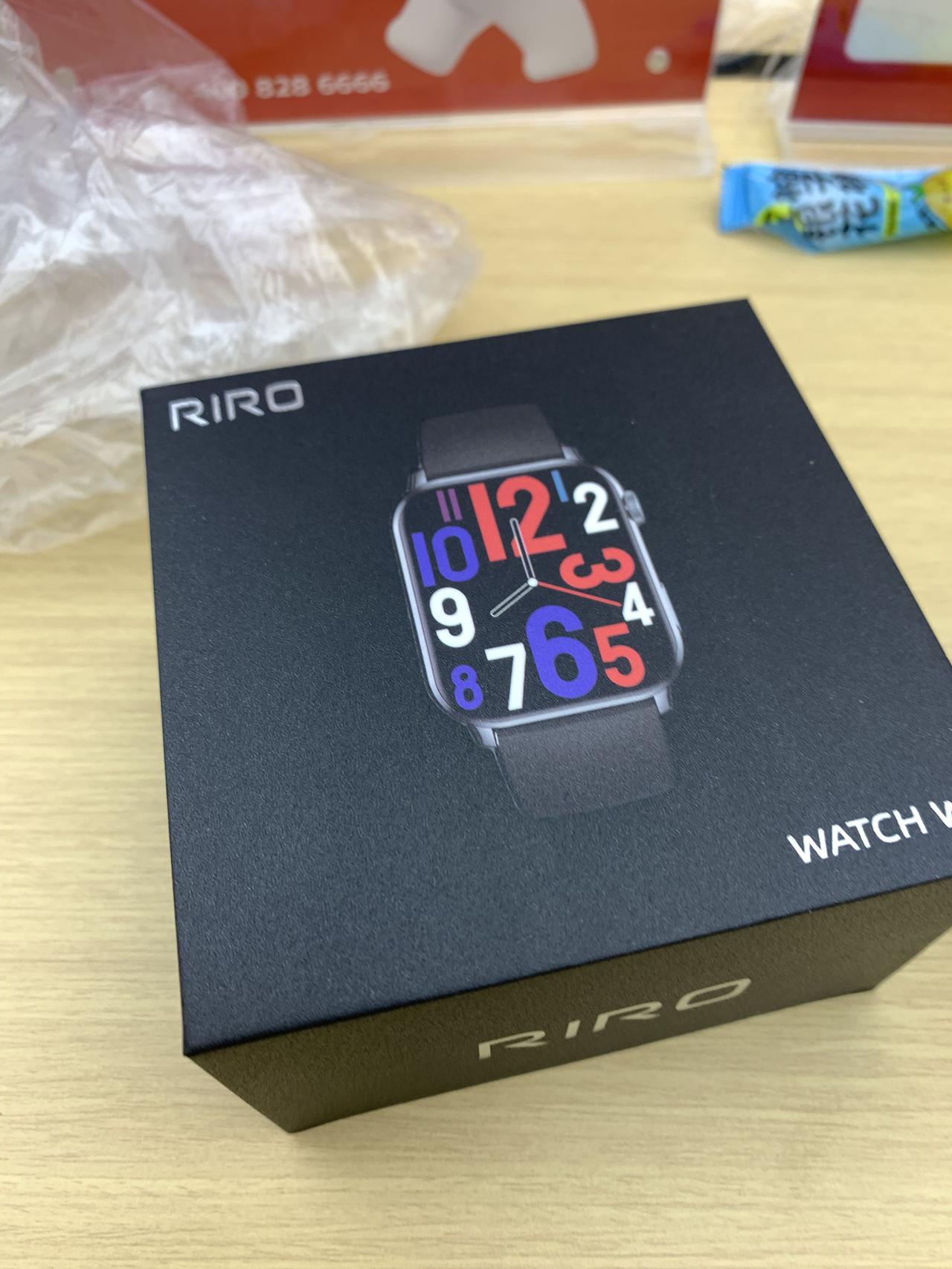 买vivo x300送的手表
能玩flaybird 测心率
感觉还不错
一共43