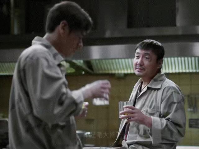 蒋奇明感情戏蒋奇明欢迎来龙餐馆感情戏马俊生的感情线，是炮火乱世里难得的一抹温柔底