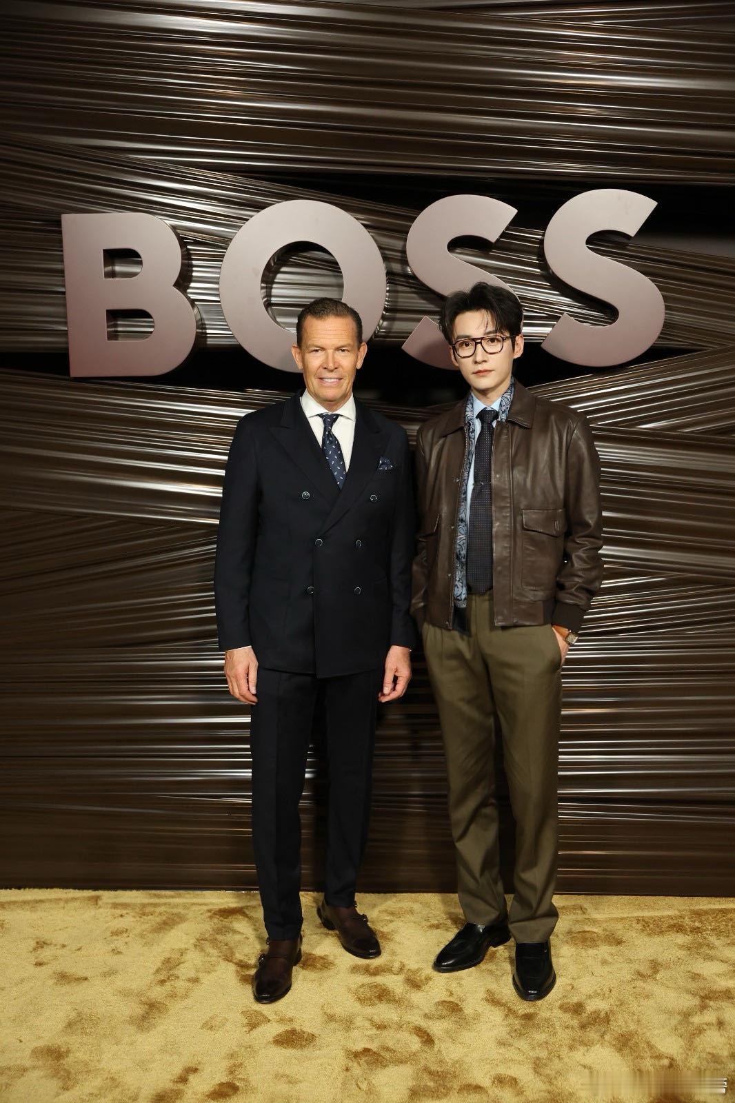 刘学义贝克汉姆合照刘学义九宫格强迫症犯了吗刘学义真的太真实，九宫格强迫症刻进骨子