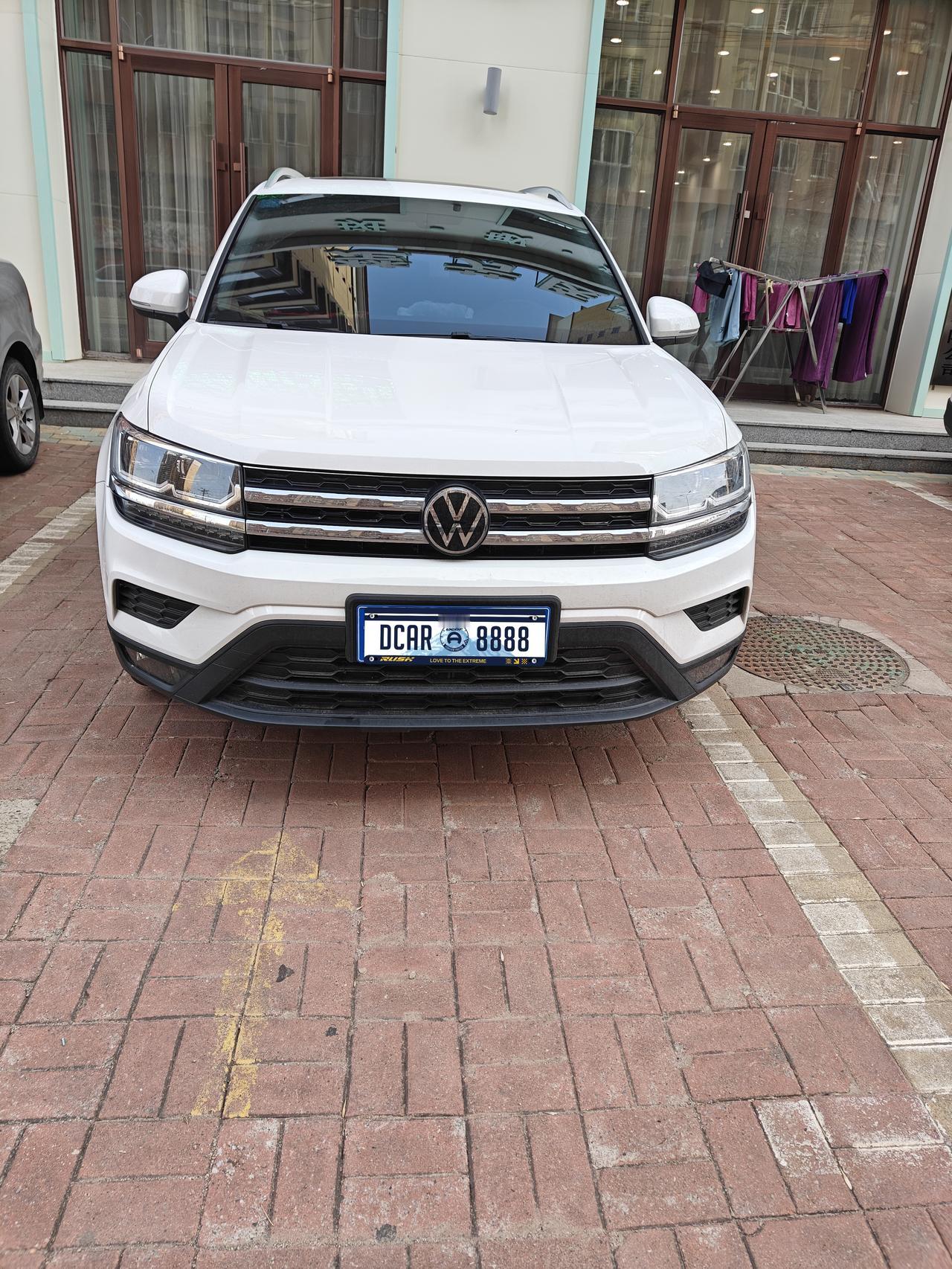 大众途岳凭借扎实的底盘，够用的空间，亲民的养车费用一直很受欢迎。所以二手车市场这