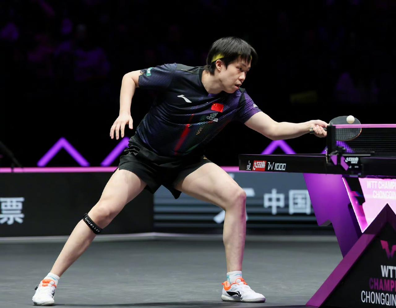 王楚钦爆冷出局！
在2026WTT重庆冠军赛男单1/4决赛，
王楚钦2比4松岛辉