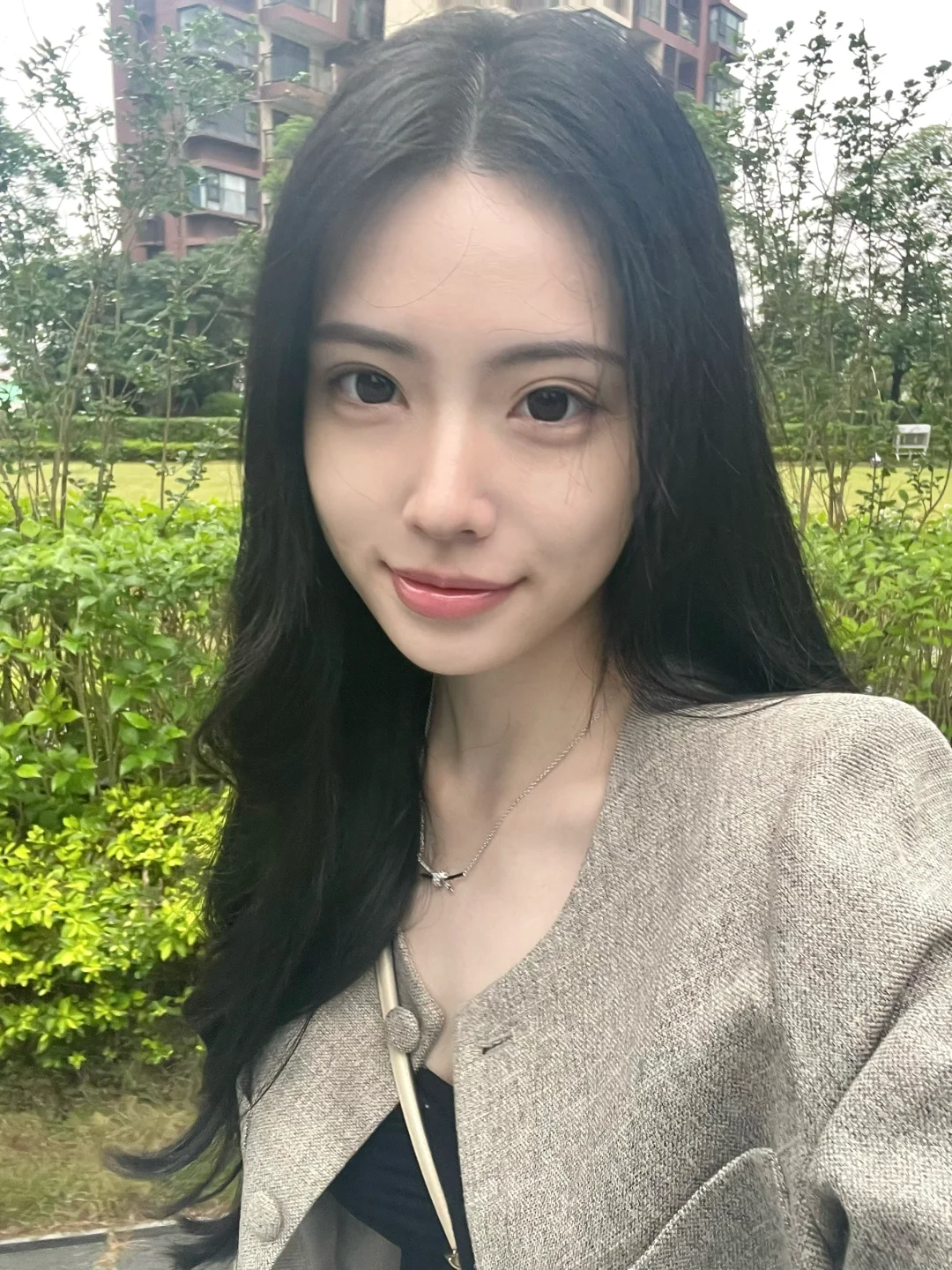 小吕出门儿儿儿