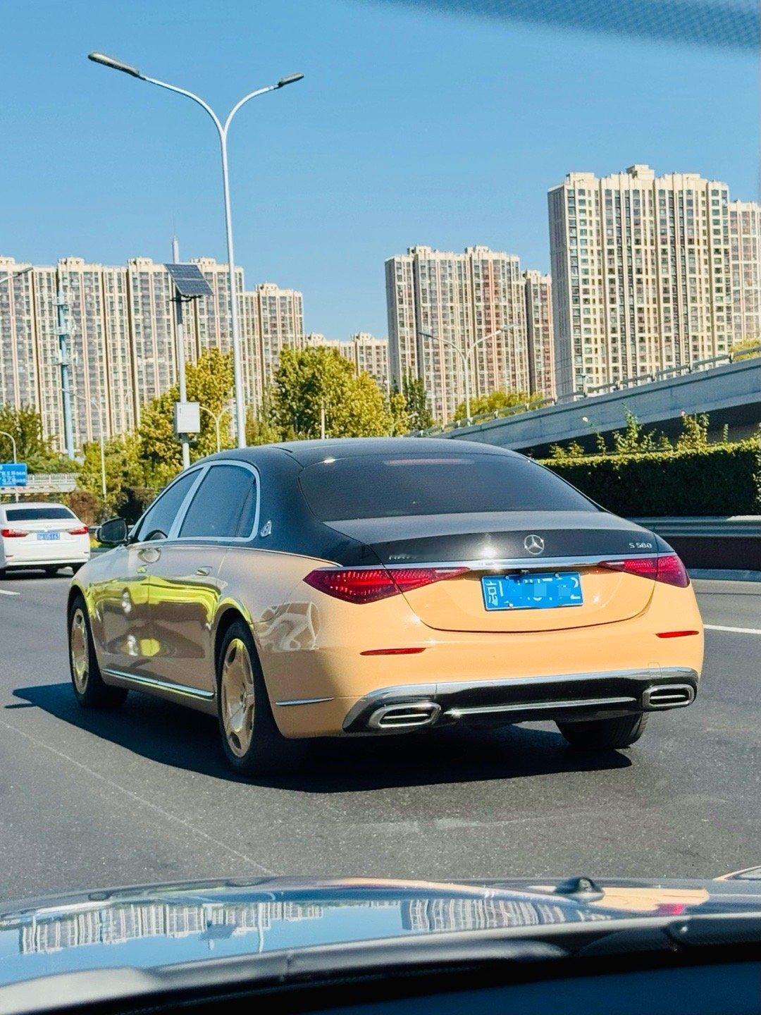迈巴赫 S680 Vrigil Abloh 限量版440万的行走李楠说道李楠说道