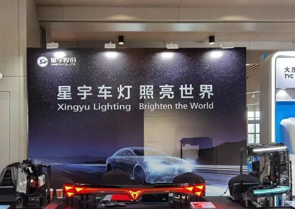欧盟投诉成笑料
不是国内劳动仲裁没用，是这帮刚毕业的孩子，没瞎闹，也没走极端，