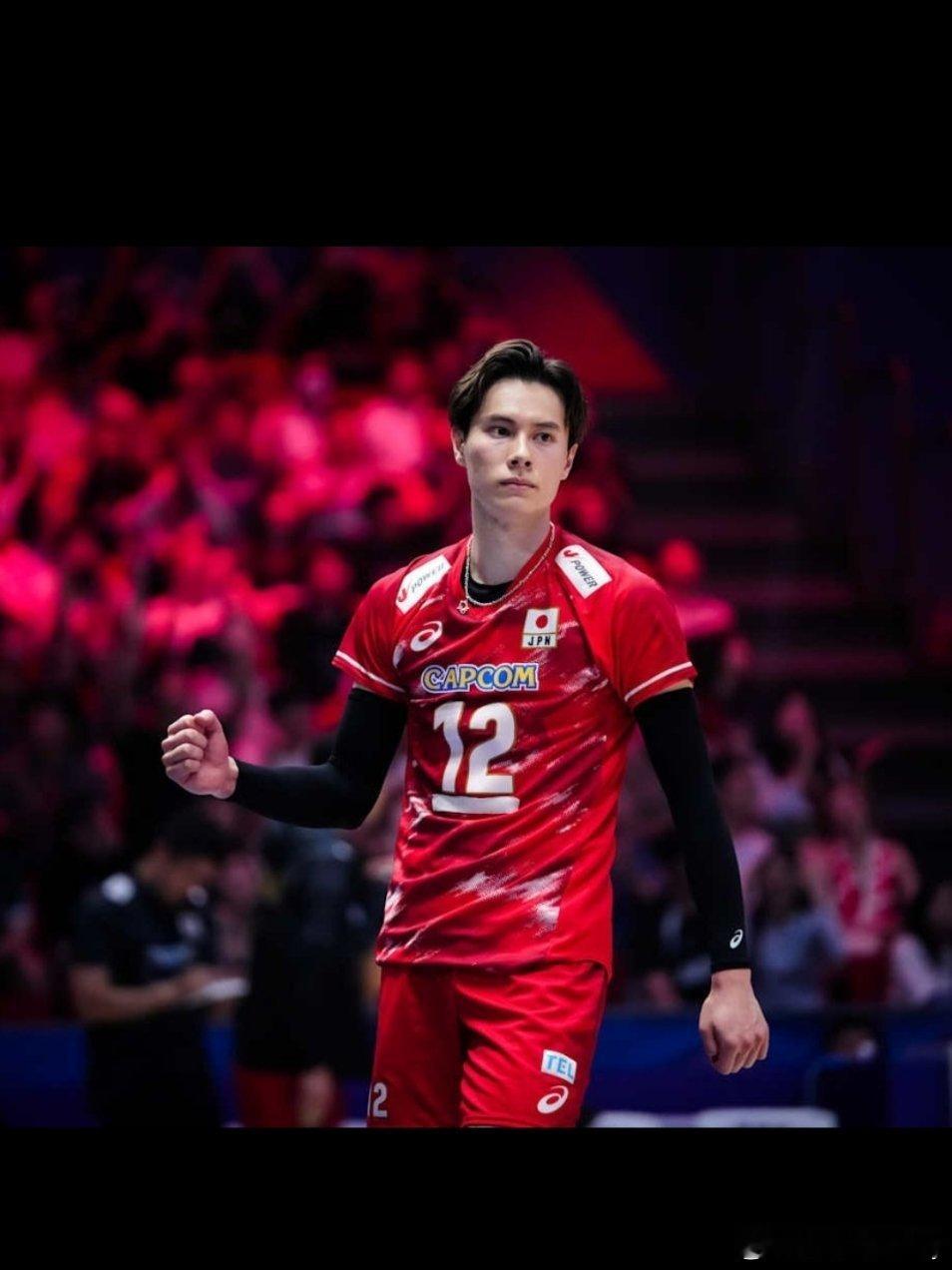 卢布林俱乐部主席斯库比舍夫斯基，接受《TVP SPORT》采访谈引入高桥蓝始末:
