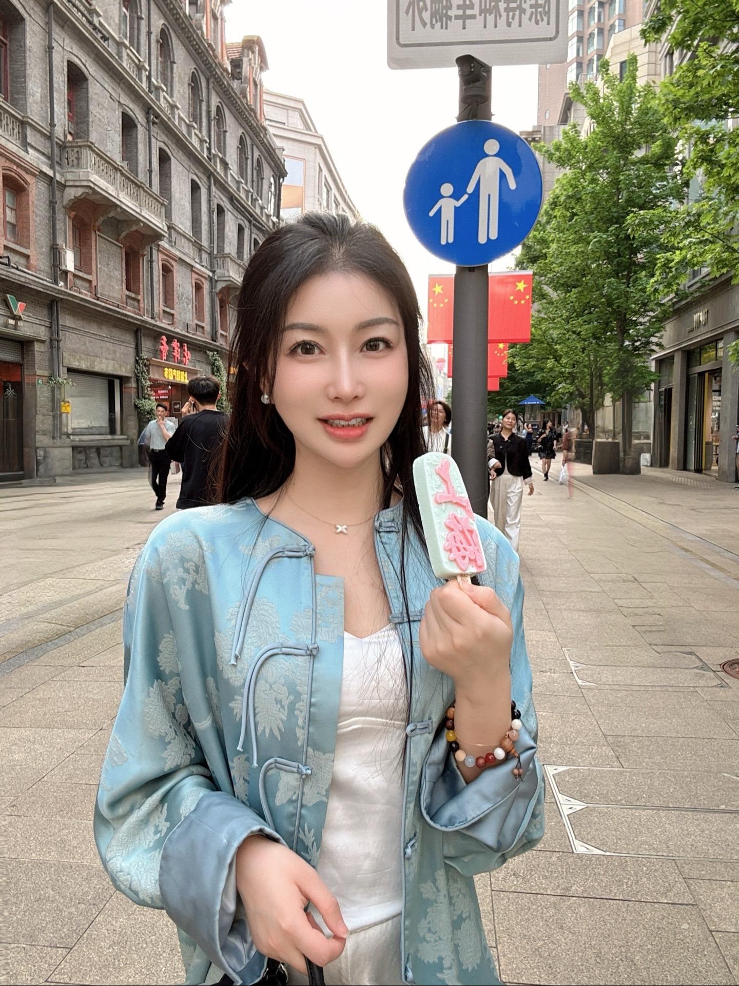 性格嗲不嗲无所谓，长得嗲就行特种兵式 上海打卡