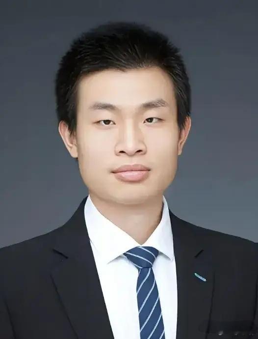 韦东奕参与项目被提名国家自然科学奖恭喜韦神获得提名！这世间多是追名逐利的喧嚣，却