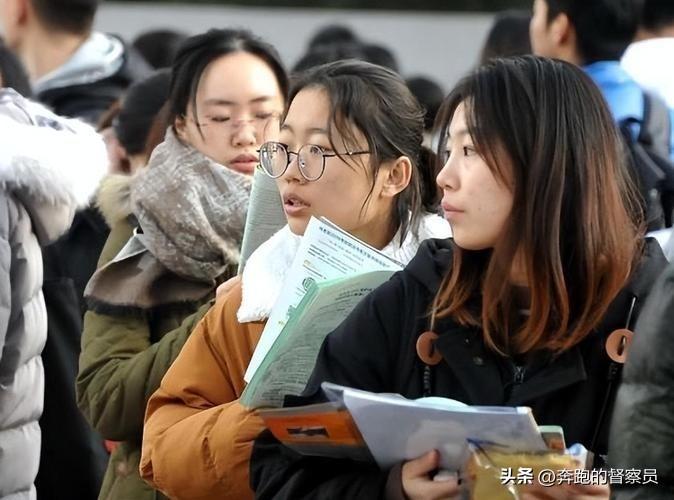 别被高薪海报骗了！应届生扎堆机器人秋招，风口不等于人人能起飞
今年秋招，一个极具