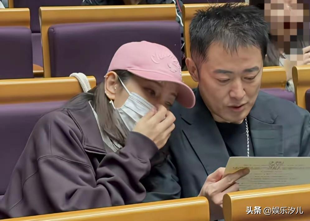 李冰冰任泉清华大学参加讲座


李冰冰任泉现身清华讲座，这状态绝了！李冰冰戴粉帽