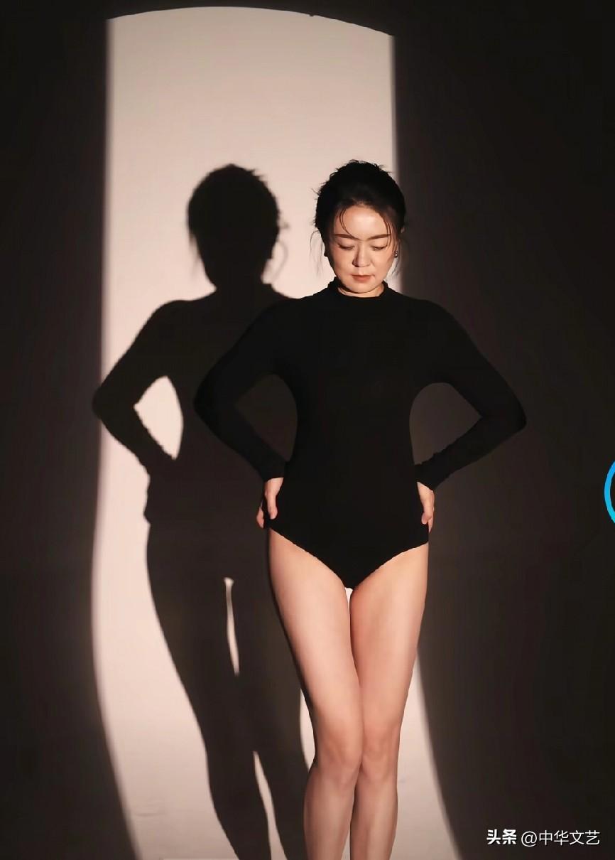 年过四十不青春，独来独往不合群。