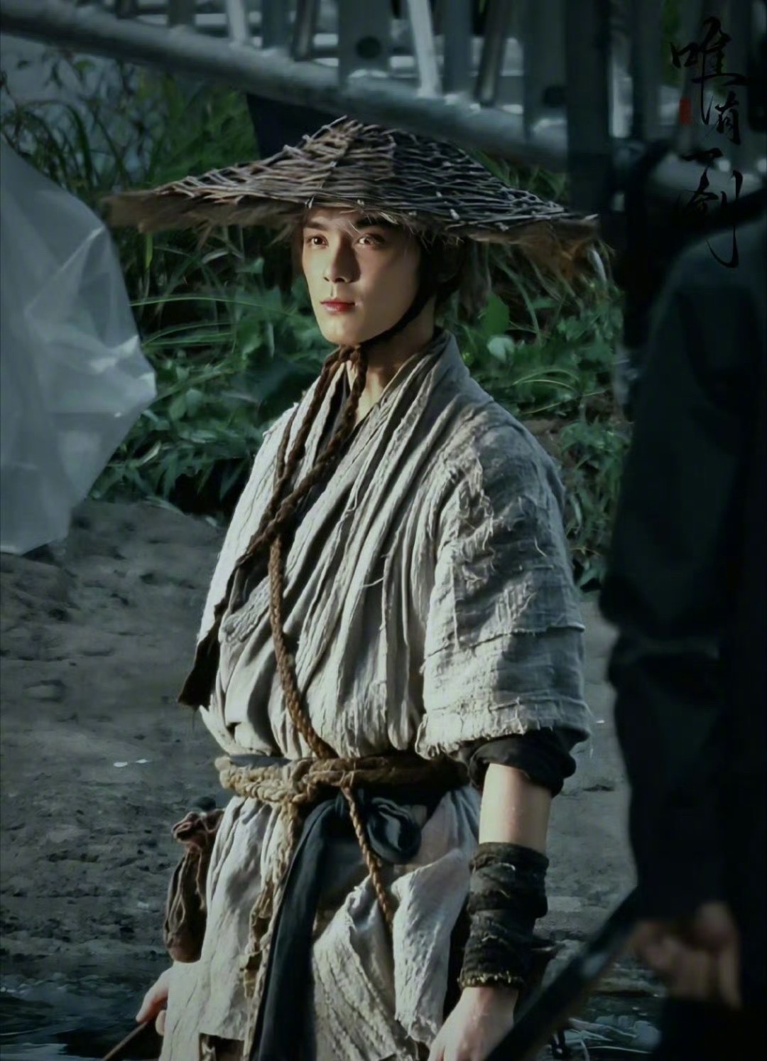 吴磊《剑来》陈平安首个路透来了，这扮相怎么样？ ​​​