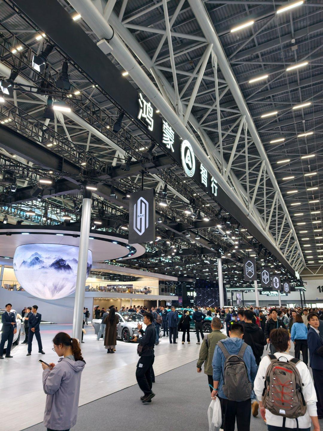 鸿蒙智行与华为乾崑正在快速改变中国汽车产业格局 