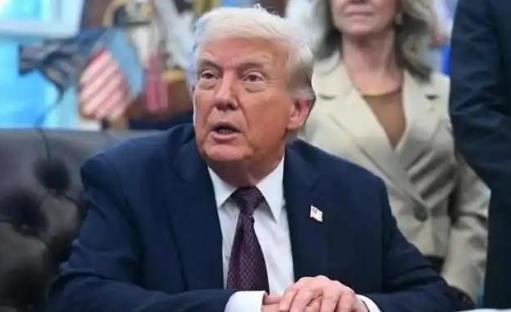 特朗普这话就很有意思了，当主持人问他，如果日本与中国开战，美国会不会支持日本时，