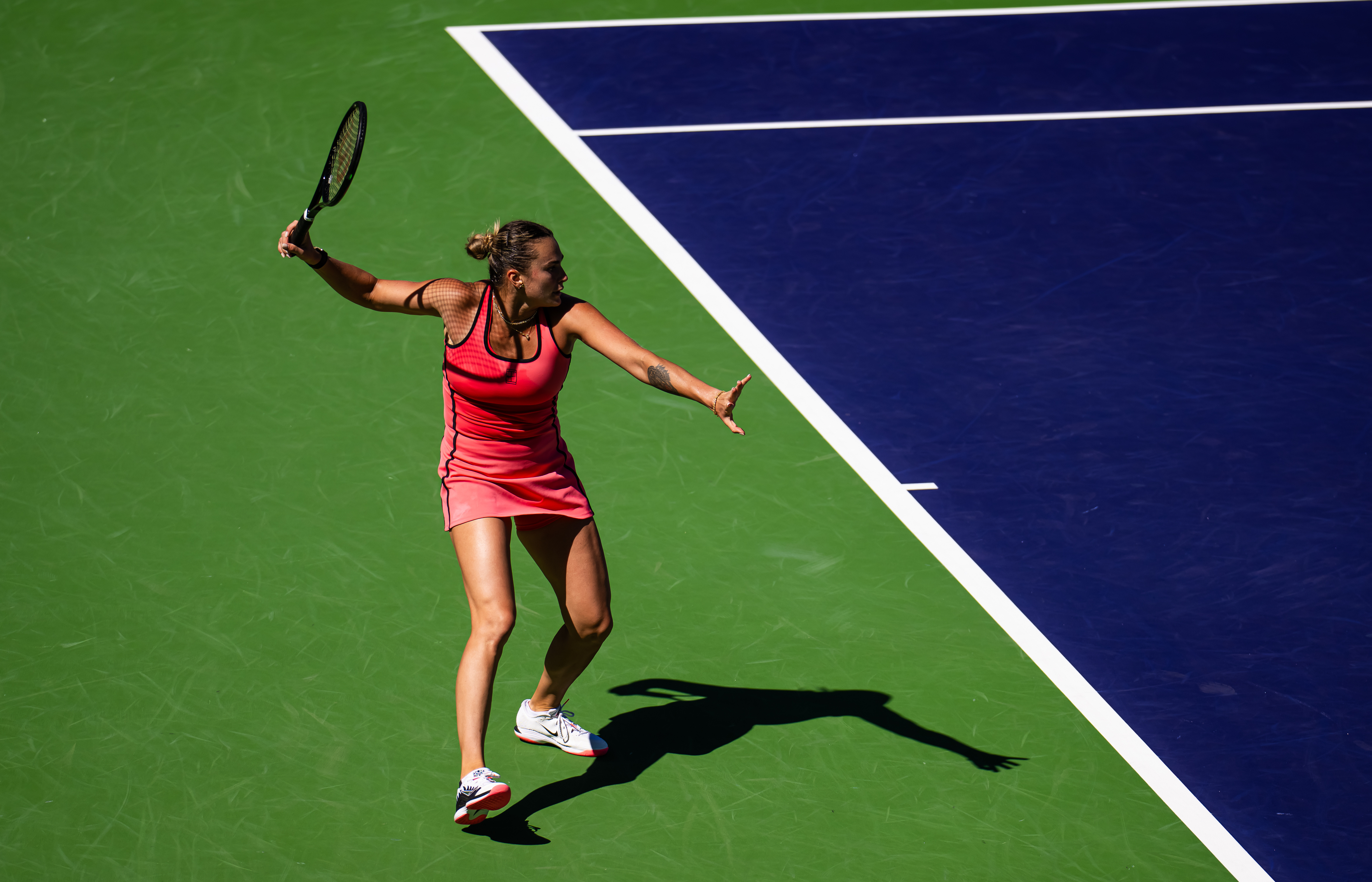 即时战况：正在进行的印第安维尔斯站半决赛，萨巴伦卡以6-3拿下首盘，大比分1-0