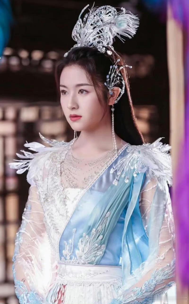 #李兰迪古装仪态#气质美人[打call] ​​​