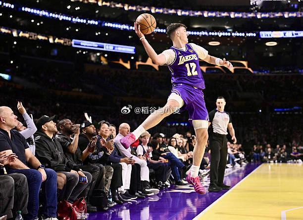 拉拉维亚这也是挺莫名其妙的一个人，打得好的时候拿20多分，还是各种各样的得分，打