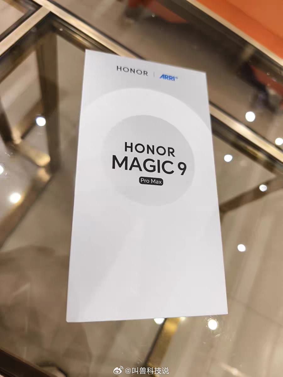 本来想找找荣耀Magic9 Pro Max的短板，还怀疑同16+512G版本比别