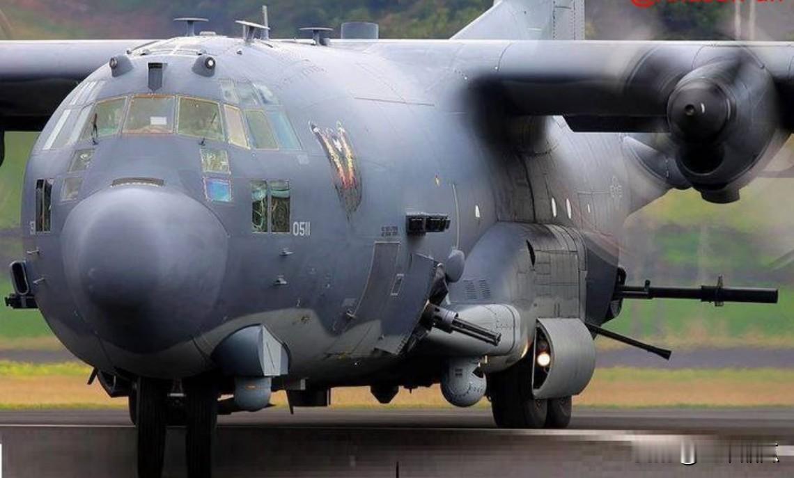 靶子。据一些媒体报道，美国AC-130炮艇机营已接到新的作战指令，很可能即将前往